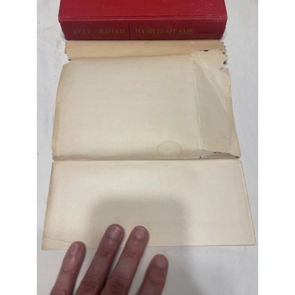 World Aflame by‎ Billy Graham - Picture 7 of 7